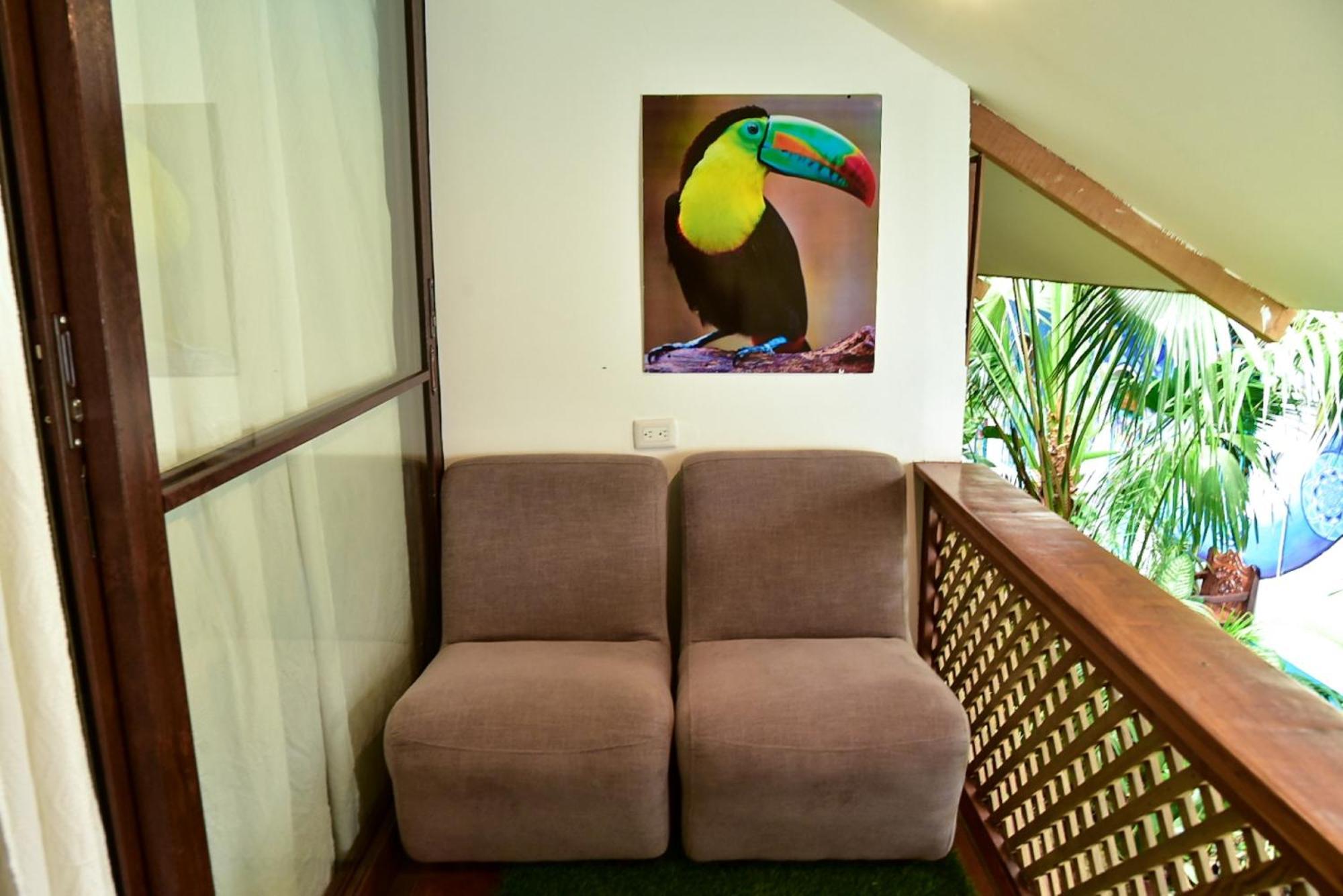 Los Amigos Hostel Flores Eksteriør billede
