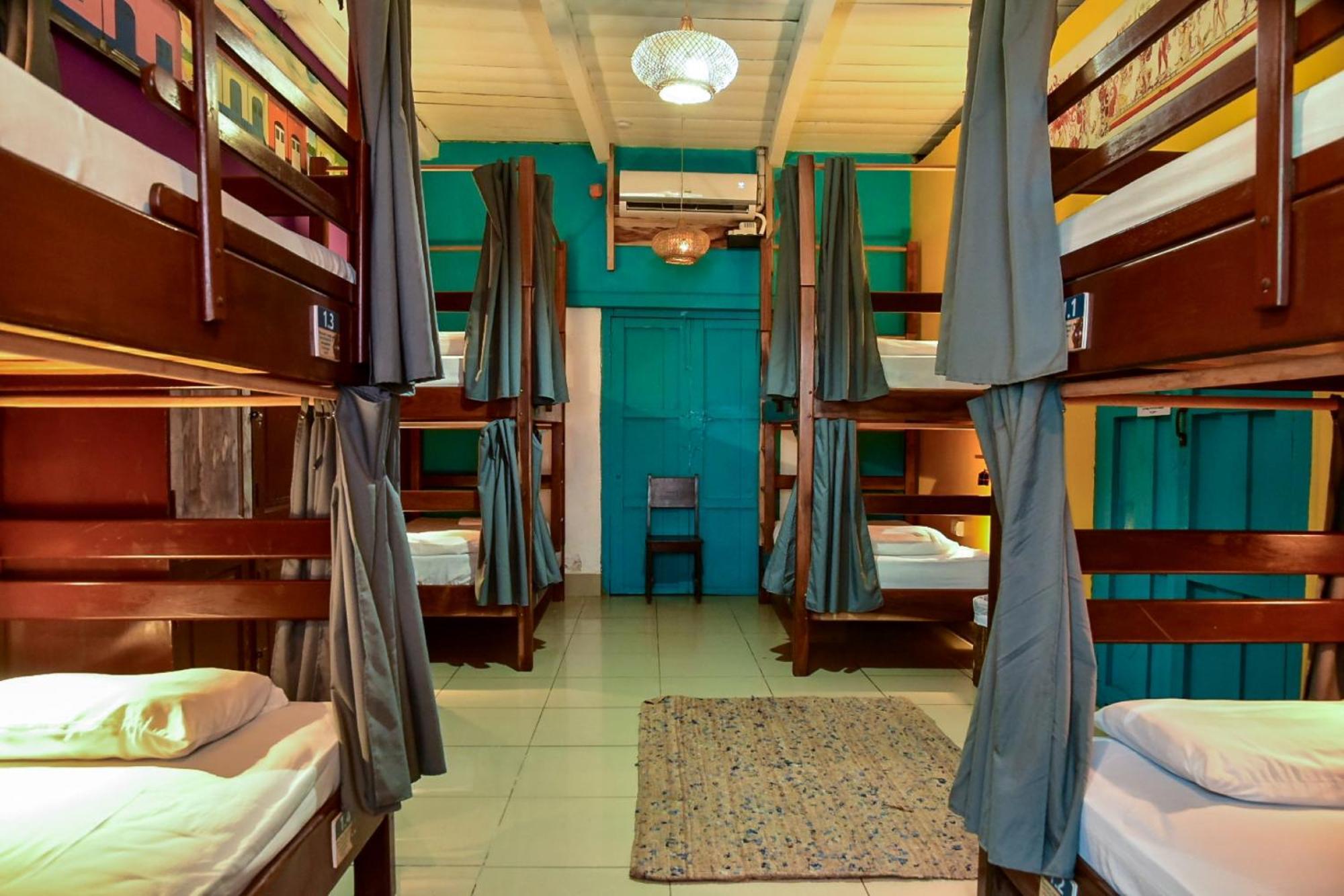 Los Amigos Hostel Flores Værelse billede